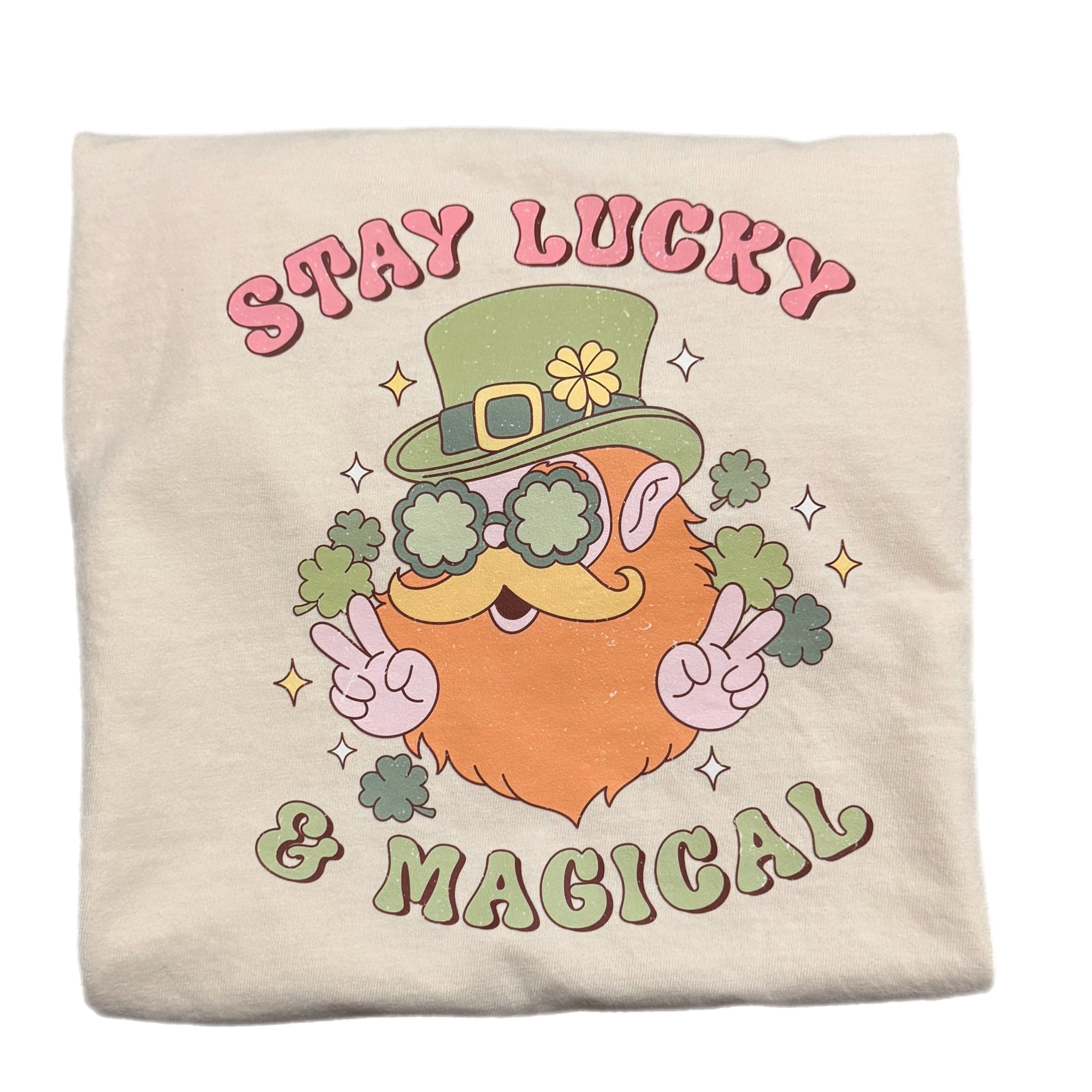 ST PATRICK’S “STAY LUCKY & MAGICAL” Comfort Colors T-Shirt Vintage Style Tee
