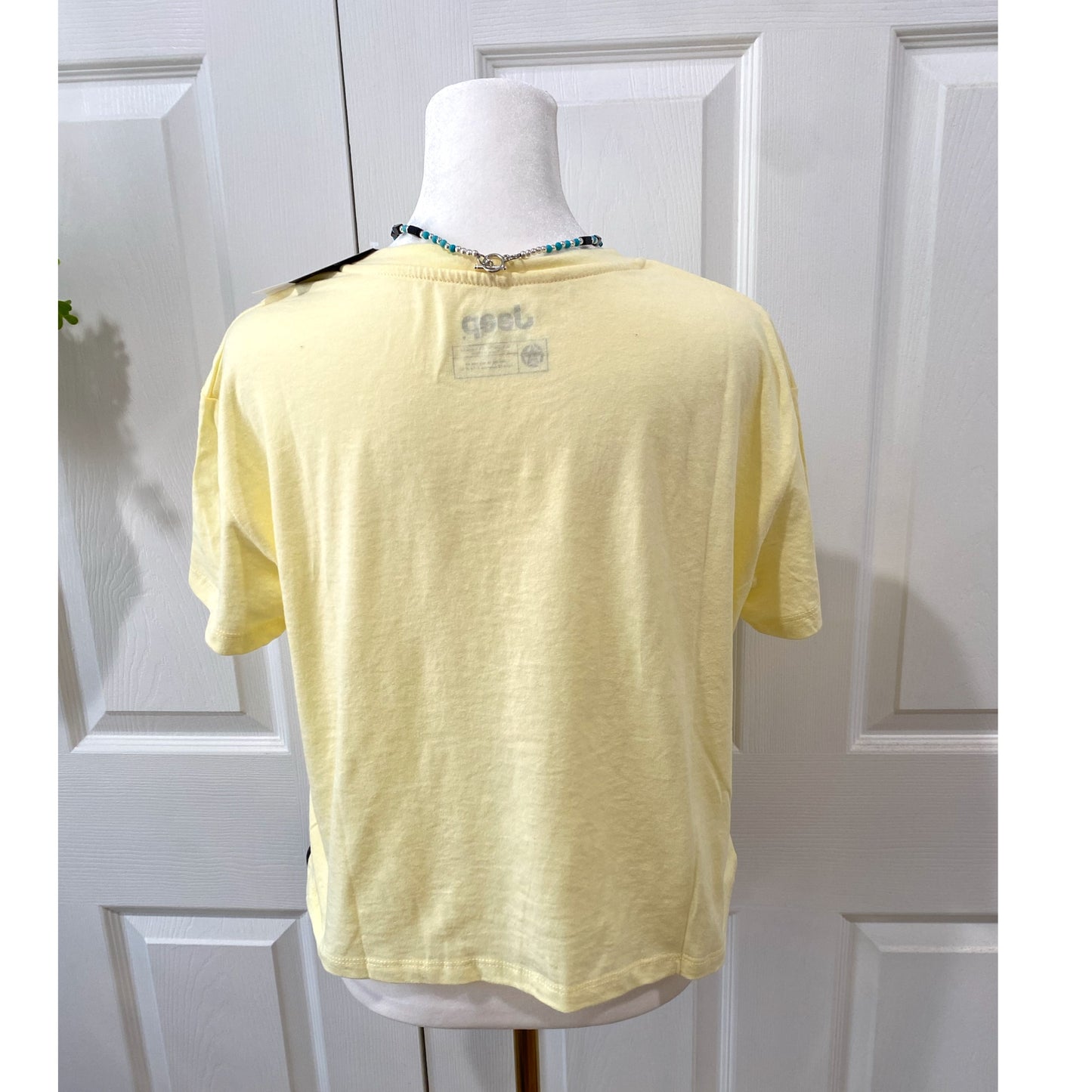 Women’s JEEP Graphic Short Sleeve Yellow Cropped T-Shirt - East Coast Bella LLC