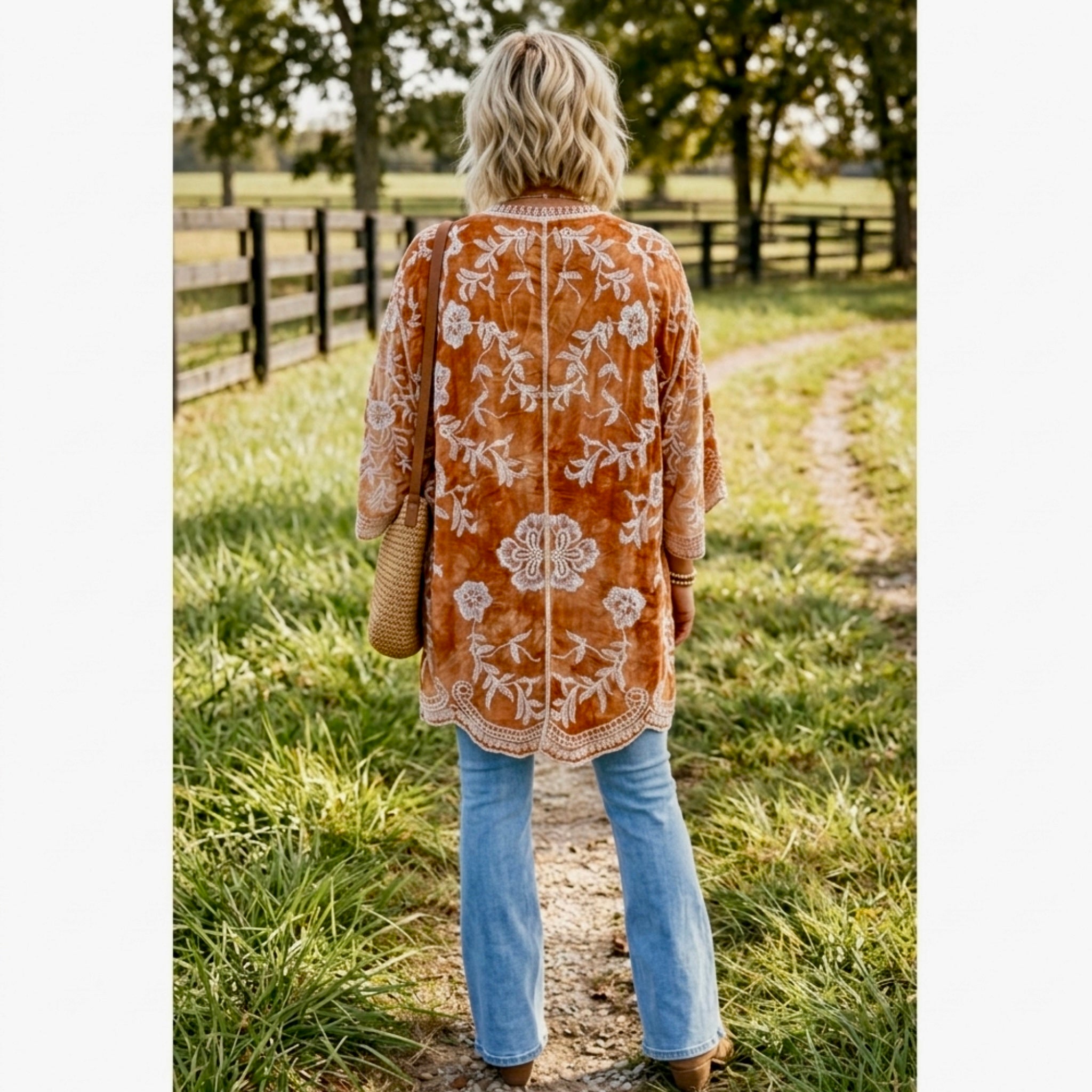 East Coast Bella Boho Embroidered Kimono Top Cover Up Layering Piece One Size