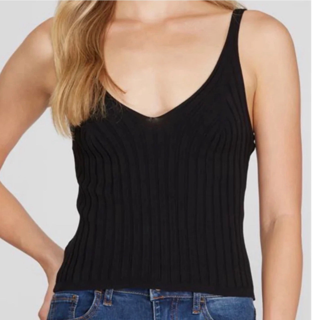 The "Hamptons" Capsule Set: J.Crew Linen Shorts, Grace + Emma Cardigan, Tank 3 Pc