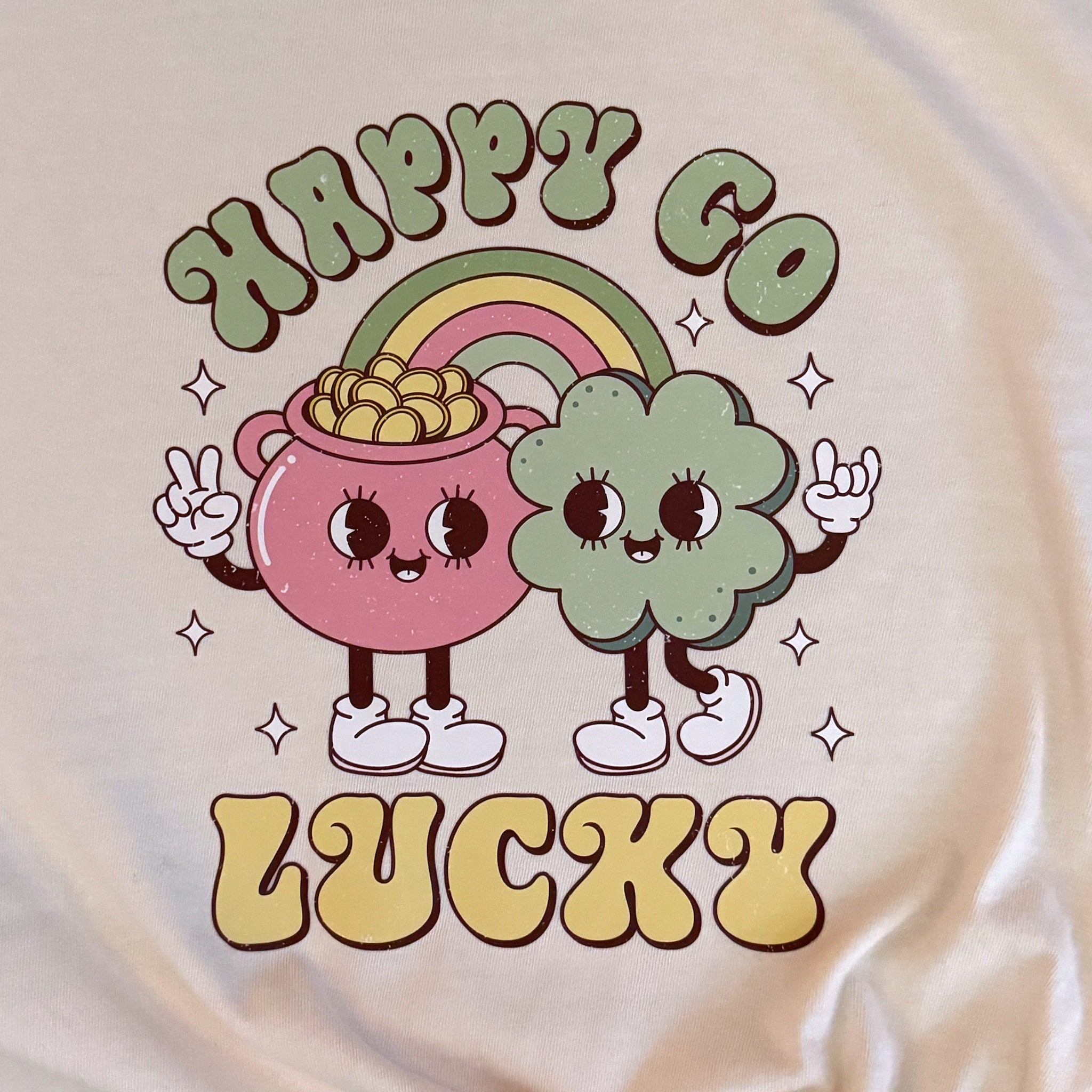 ST PATRICK’S “HAPPY GO LUCKY” Comfort Colors T Shirt Vintage Style Tee