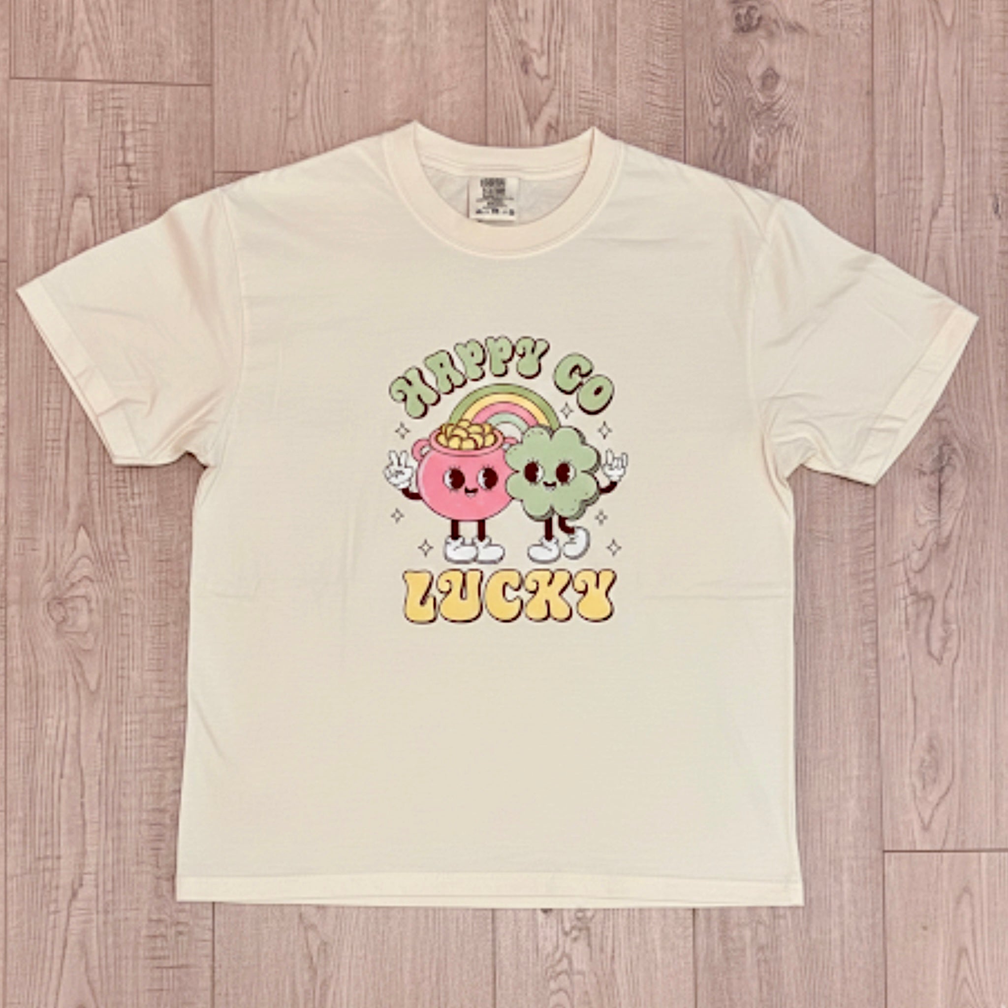 ST PATRICK’S “HAPPY GO LUCKY” Comfort Colors T Shirt Vintage Style Tee