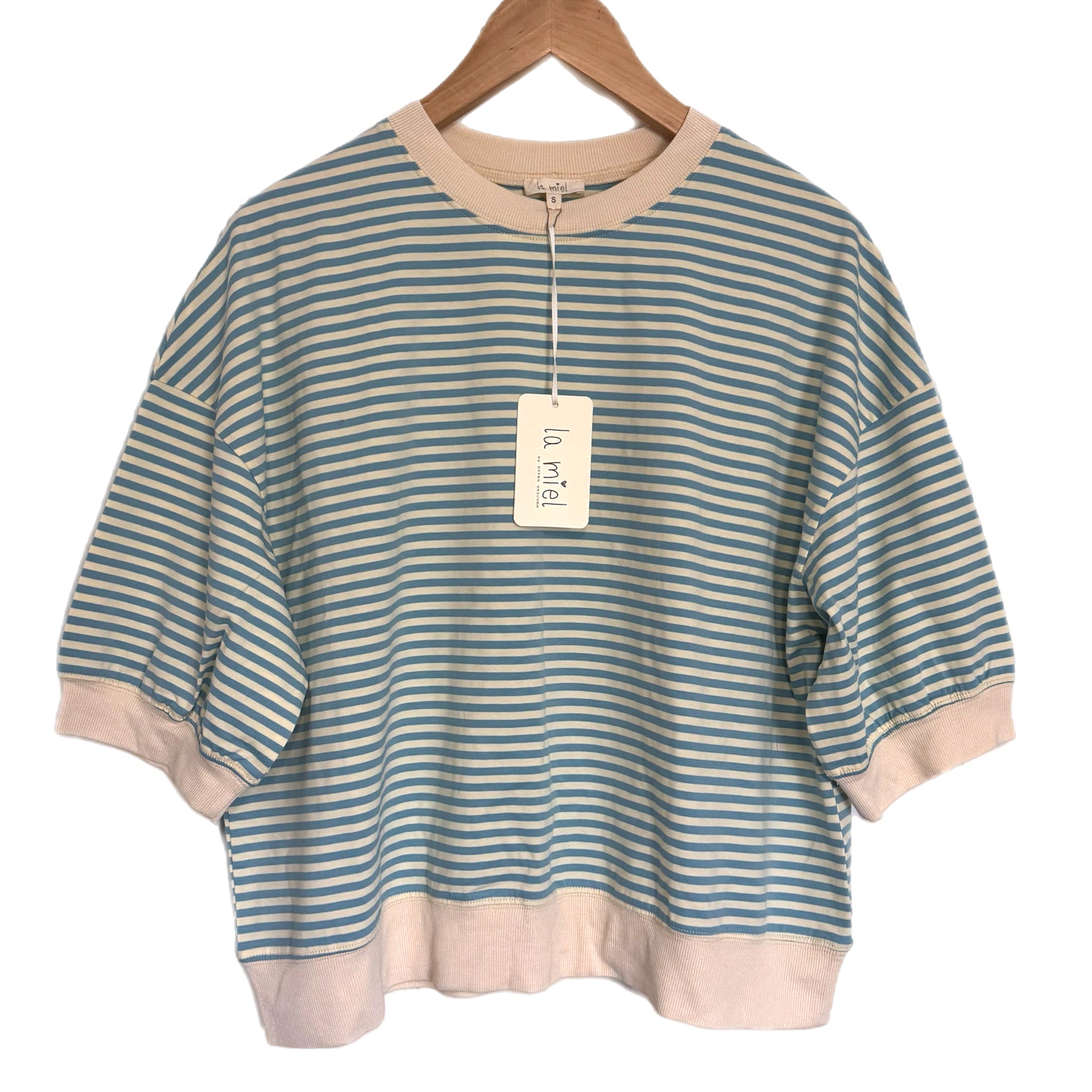 LA MIEL Coastal Stripe Relaxed Pullover Cotton Crew Top in Cream & Blue