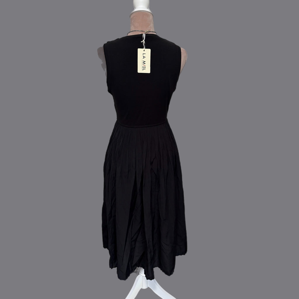 La Miel Mixed Media Tank Dress Ribbed Bodice Fit & Flare in Black