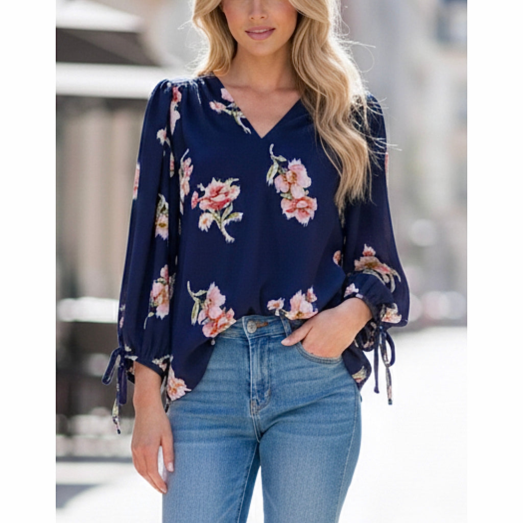 Renee C. Blue Floral Blouse 3/4 Sleeve Top