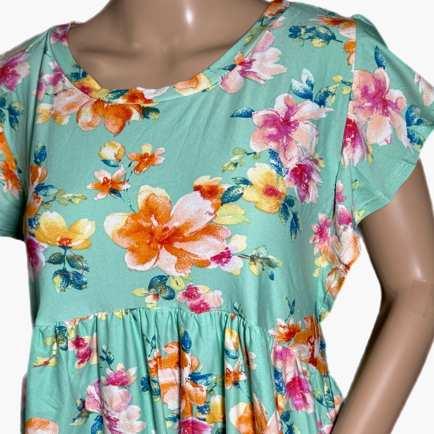 HAPTICS Tropical Ruffle Knit Top Short Sleeve Blouse in Mint