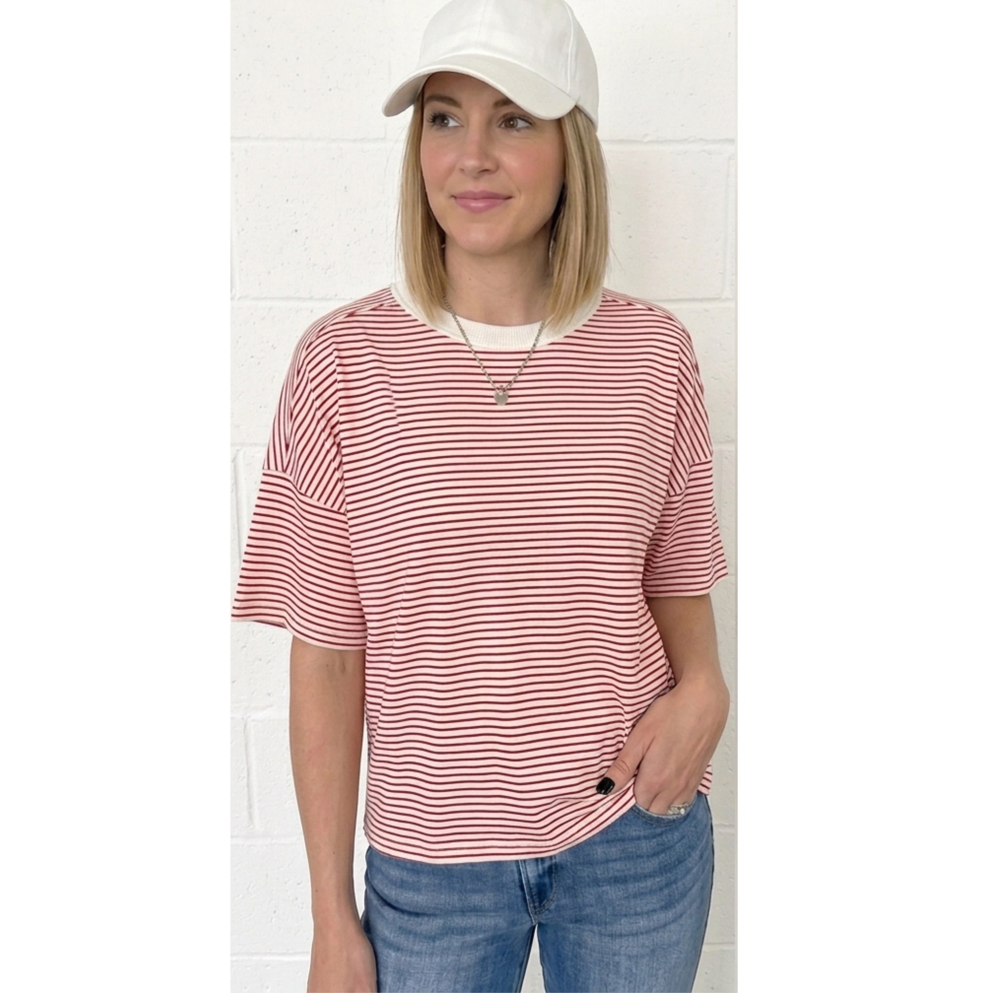LA MIEL The Coastal Shoreline Boxy Tee in Red Summer Stripe