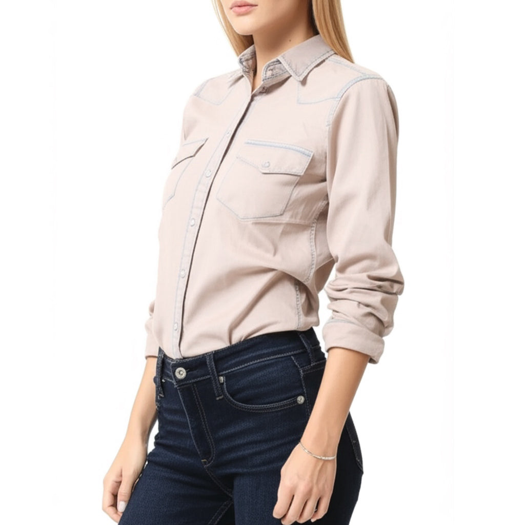 Levi's Women’s Western Soft Denim Shirt Pearl Snaps in Dusty Rose Wash