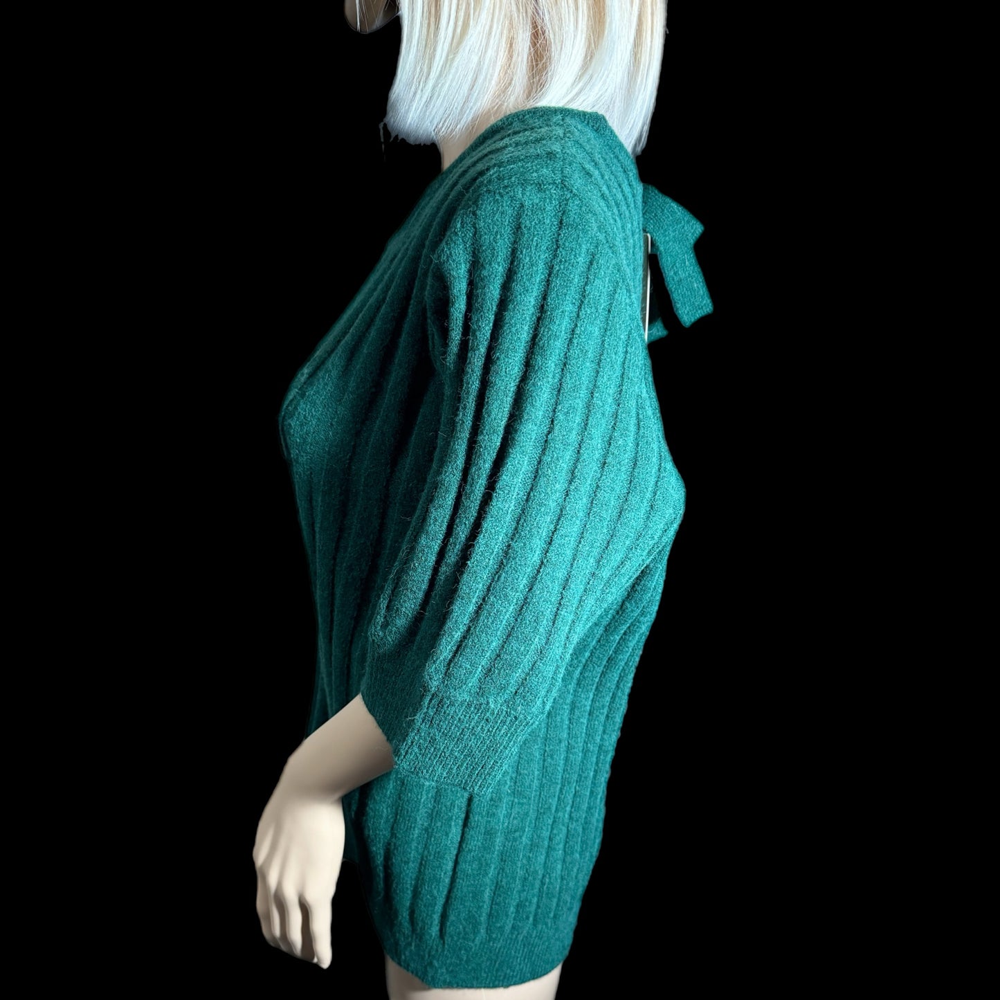 Les Serein Ribbed Short Sleeve Sweater Keyhole Tie Back Pine Green