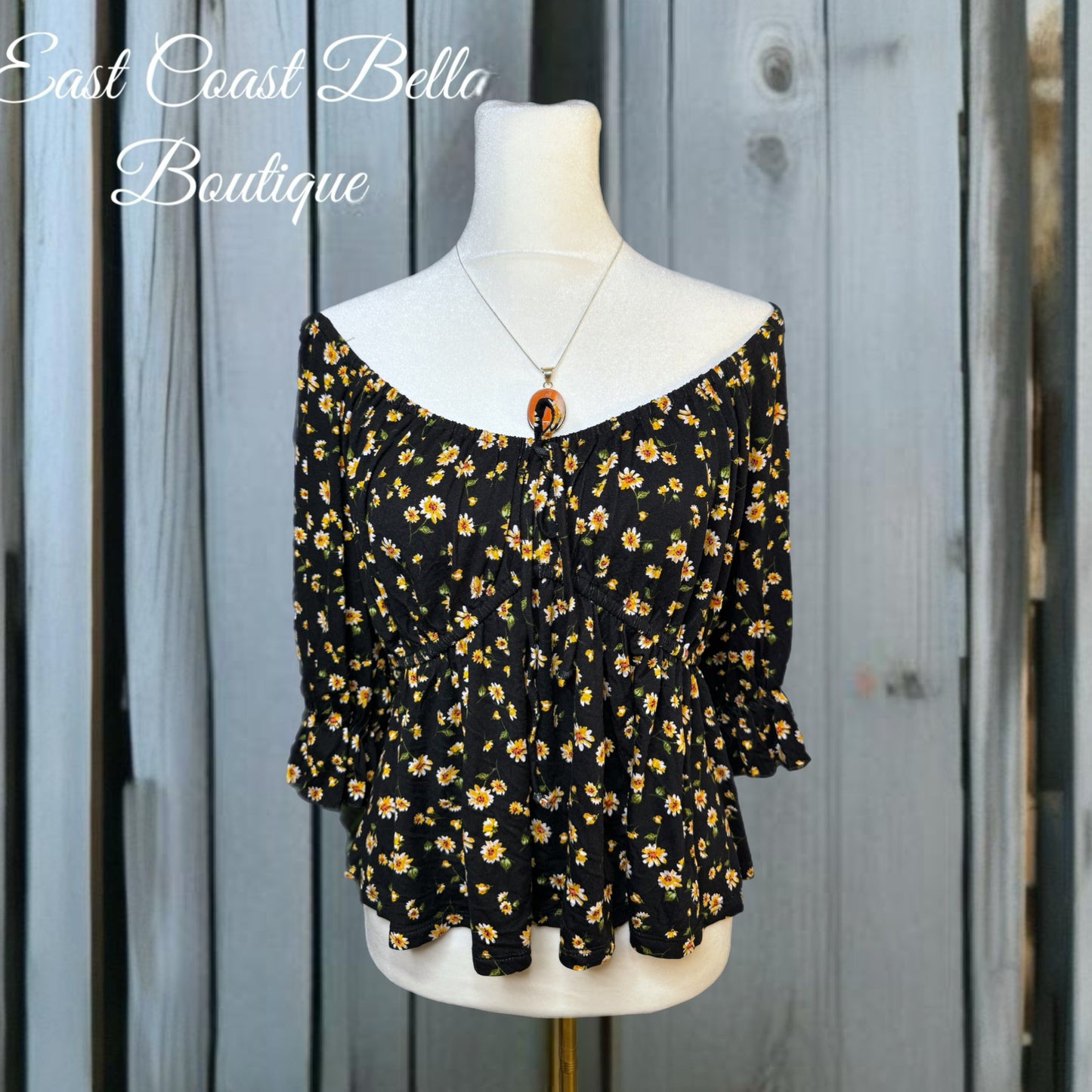 Mason & Belle Cropped Blouse Short Sleeve Off Shoulder Black Floral Top