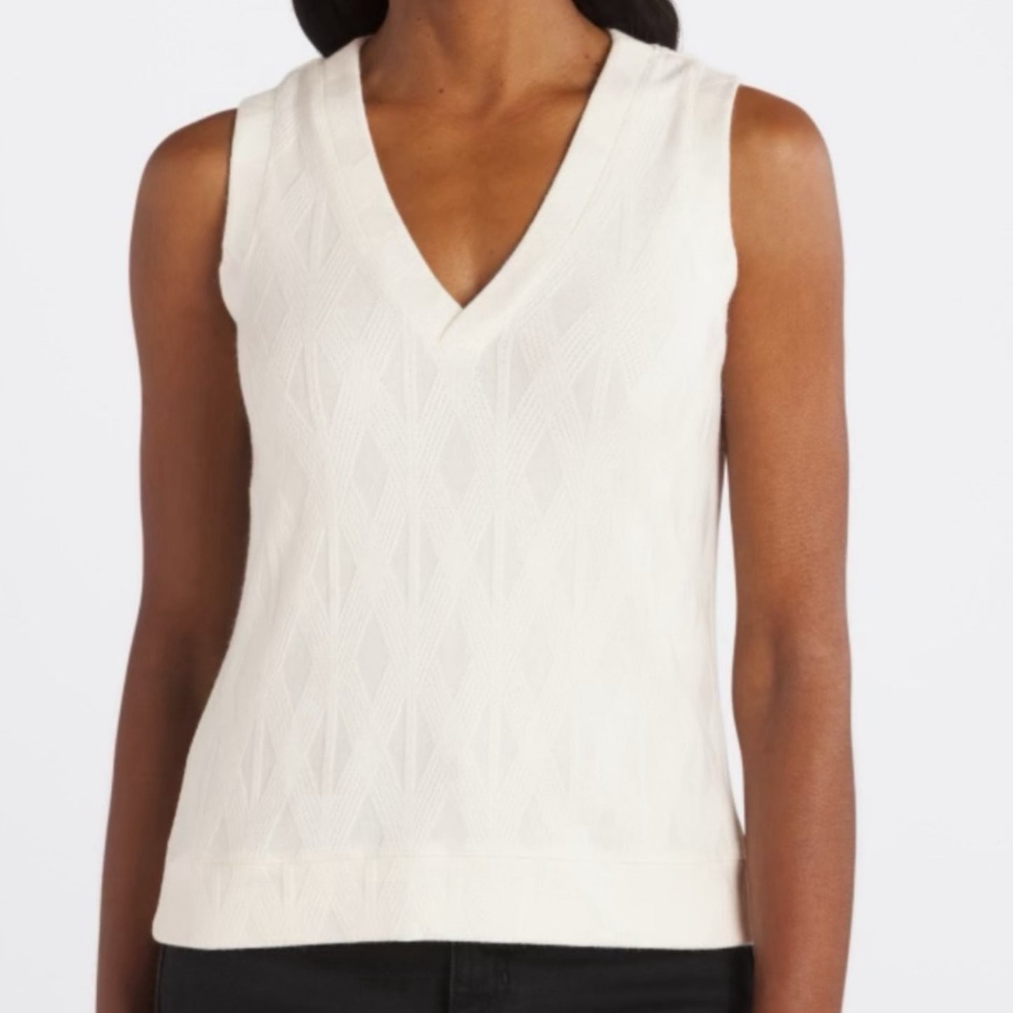 Brea Canyon Ivory Textured Sleeveless V-Neck Sweater Vest Tank