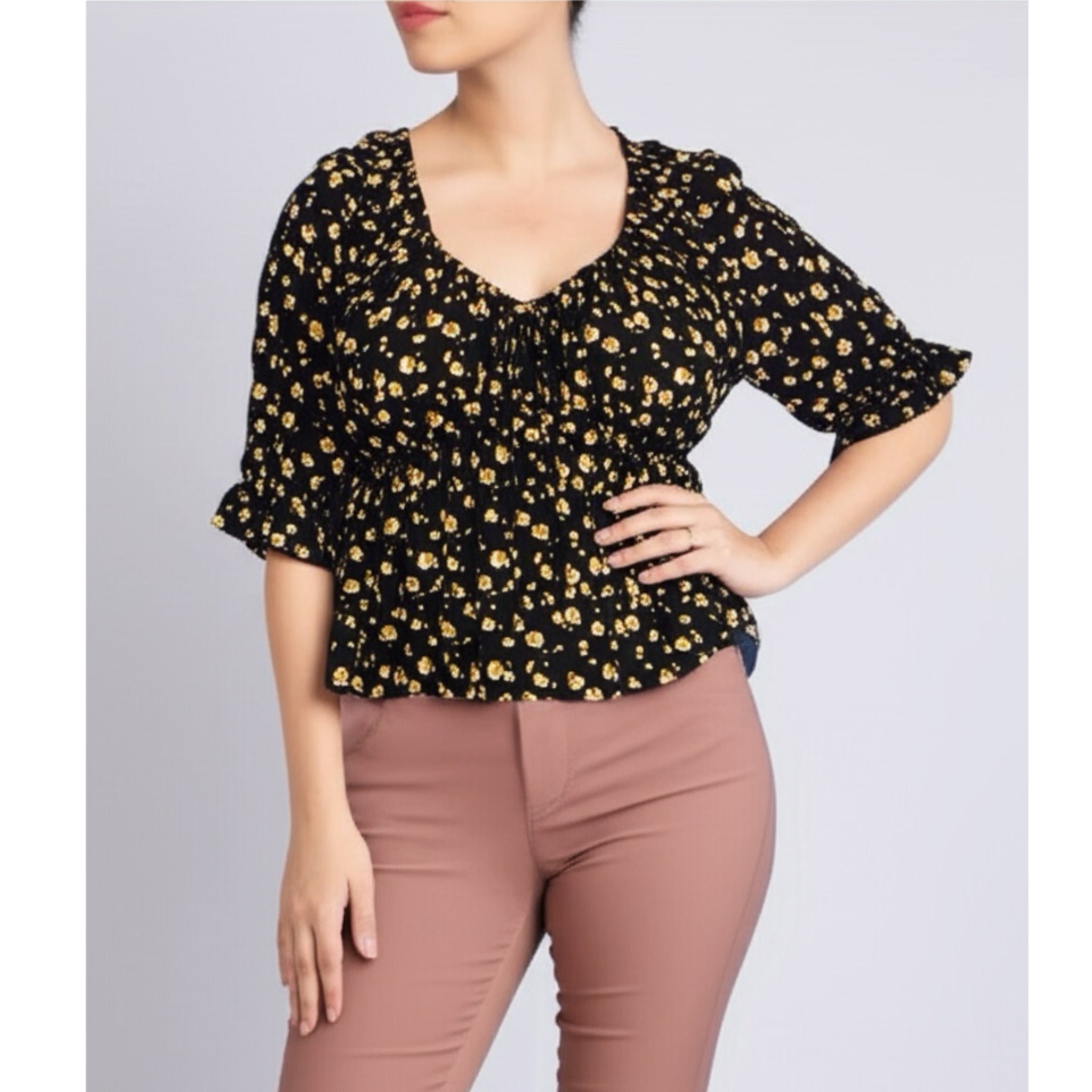 Mason & Belle Cropped Blouse Short Sleeve Off Shoulder Black Floral Top