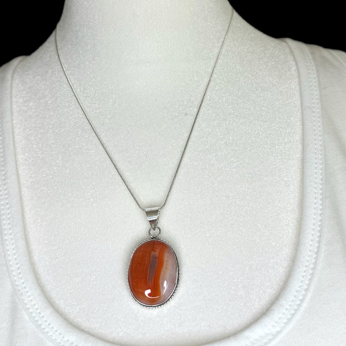 Natural Agate Gemstone Oval Pendant Necklace 925 Sterling Silver Plate Bezel & Chain