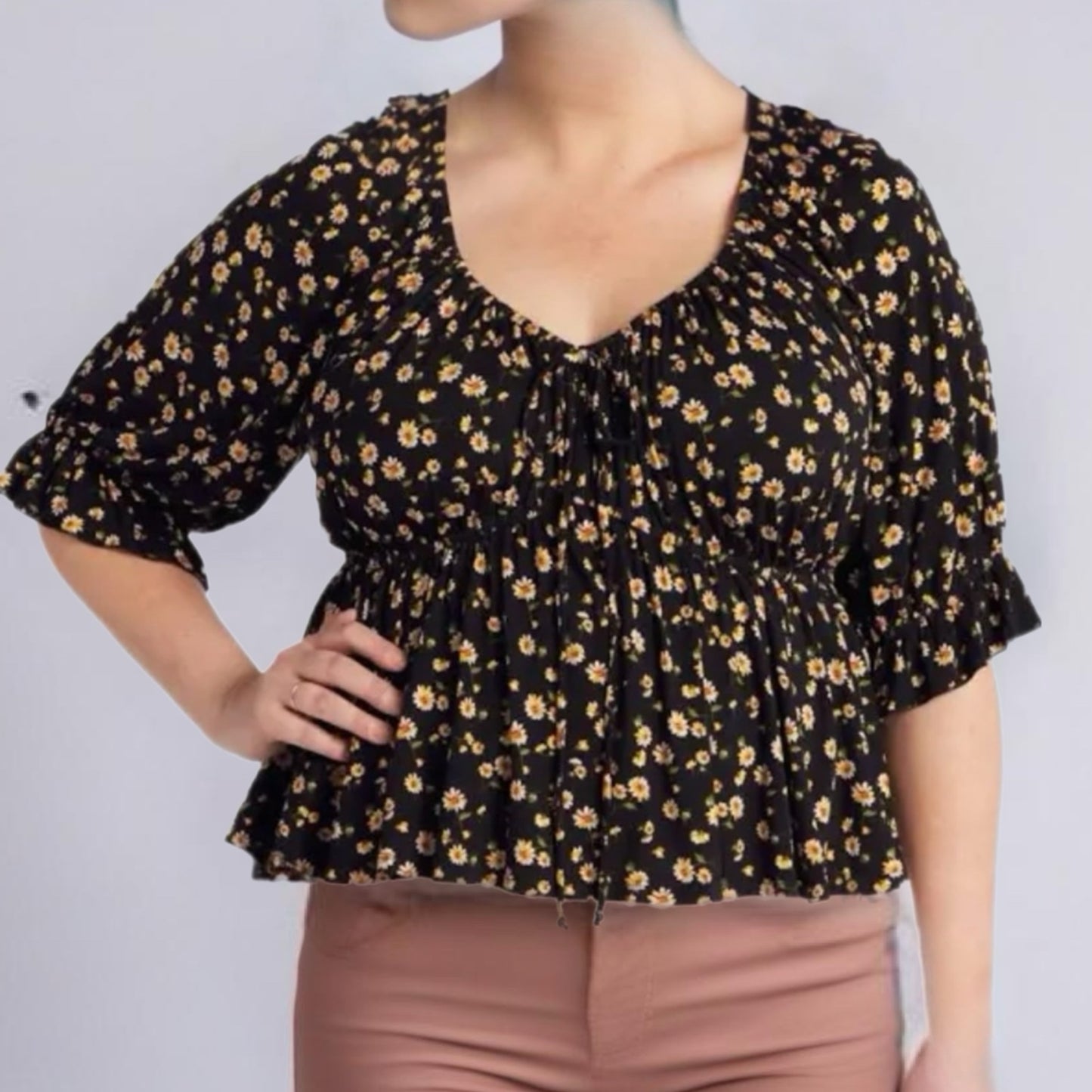 Mason & Belle Cropped Blouse Short Sleeve Off Shoulder Black Floral Top