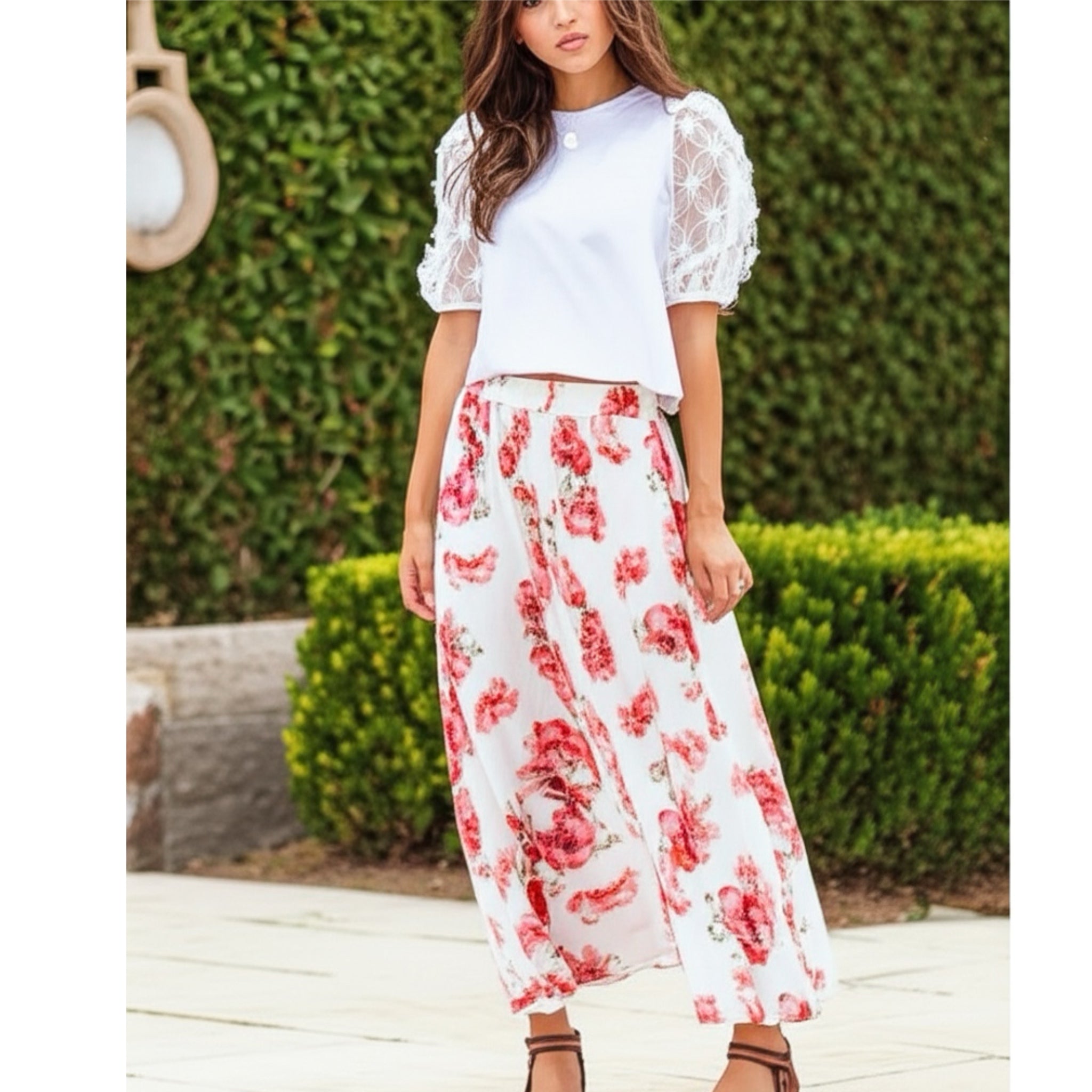 SOUTHERN GRACE White Blossoms Short Puff Sleeve Blouse