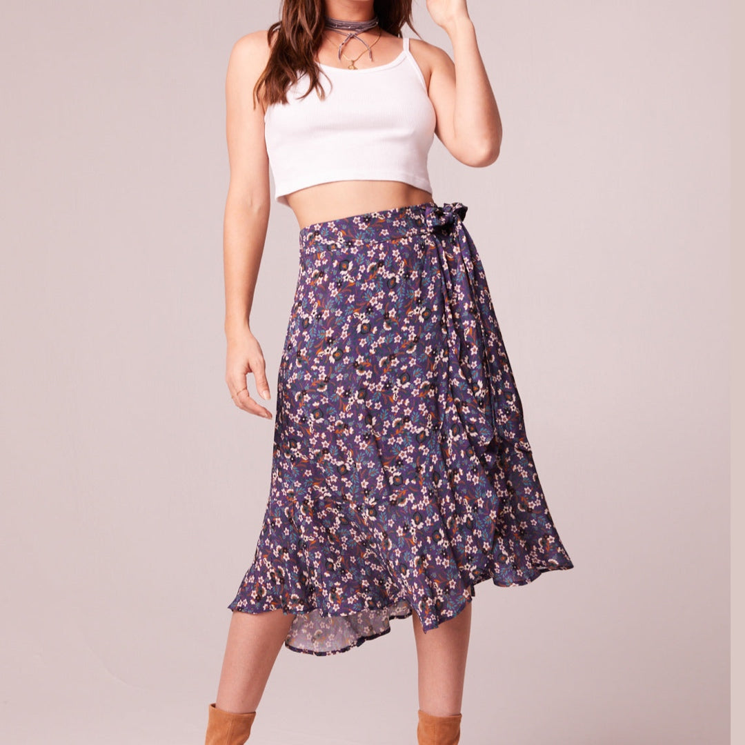 BAND OF THE FREE Linaelle Purple Floral Faux Wrap Skirt Midi