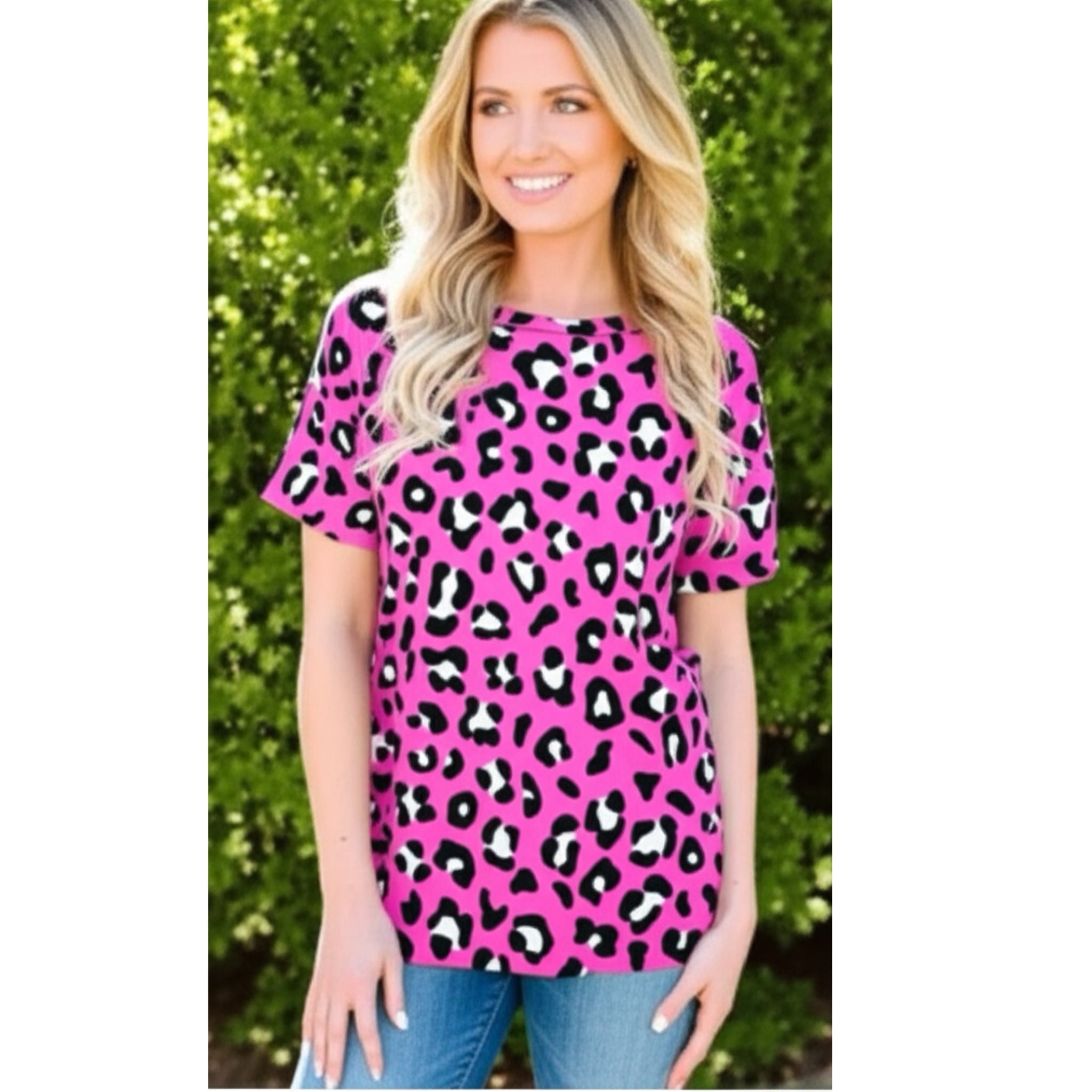 HAPTICS by Holly Harper Short Sleeve Animal Print Purple Knit Top