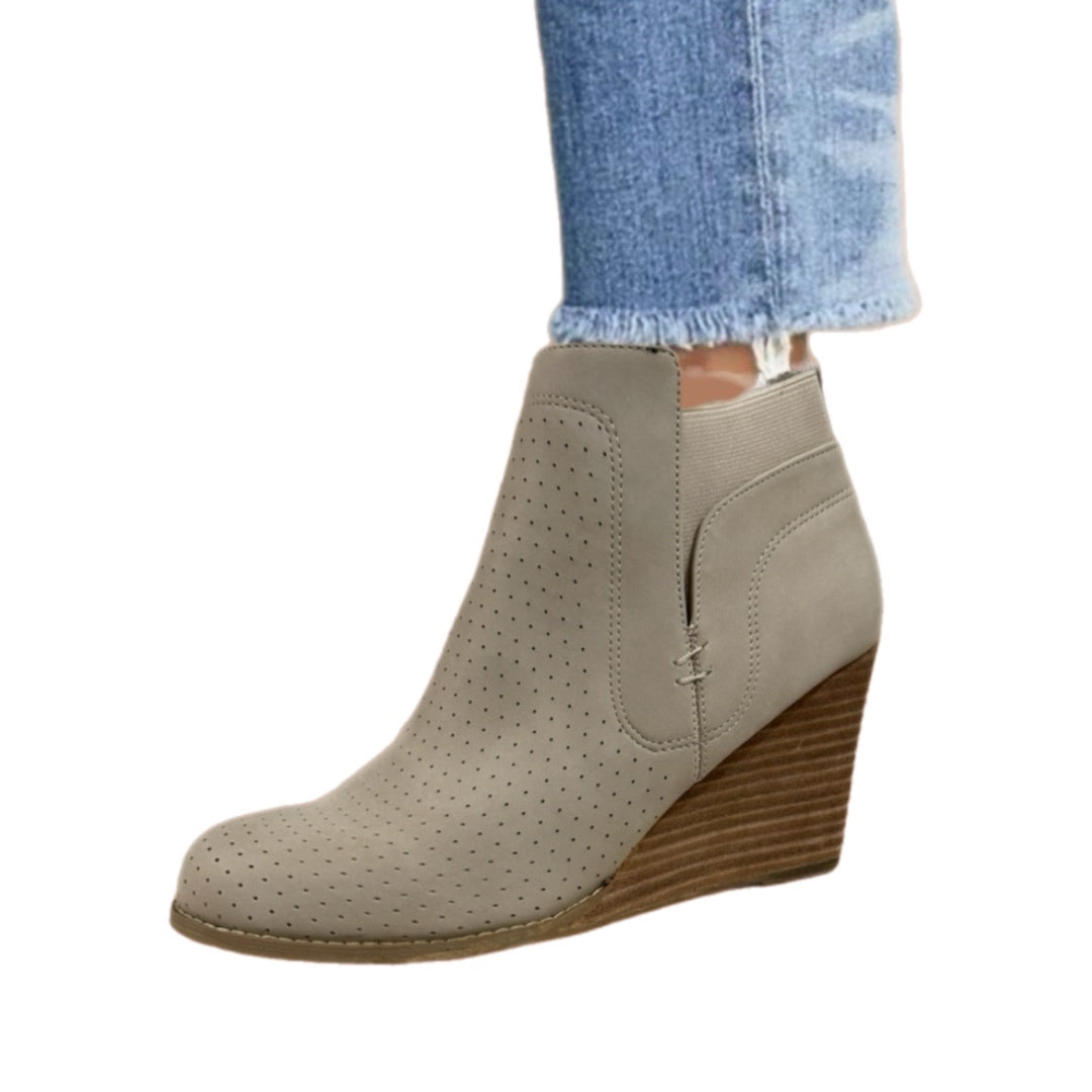 DOLCE VITA Gerdie Vegan Leather Comfort Wedge Bootie in Beige